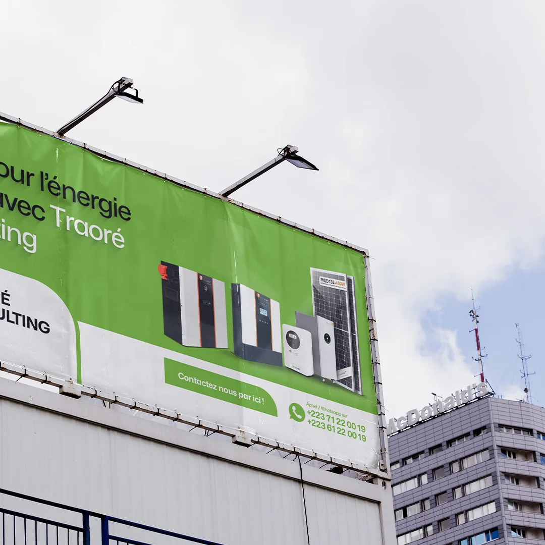 Traoré Consulting - Mockup billboard extérieur
